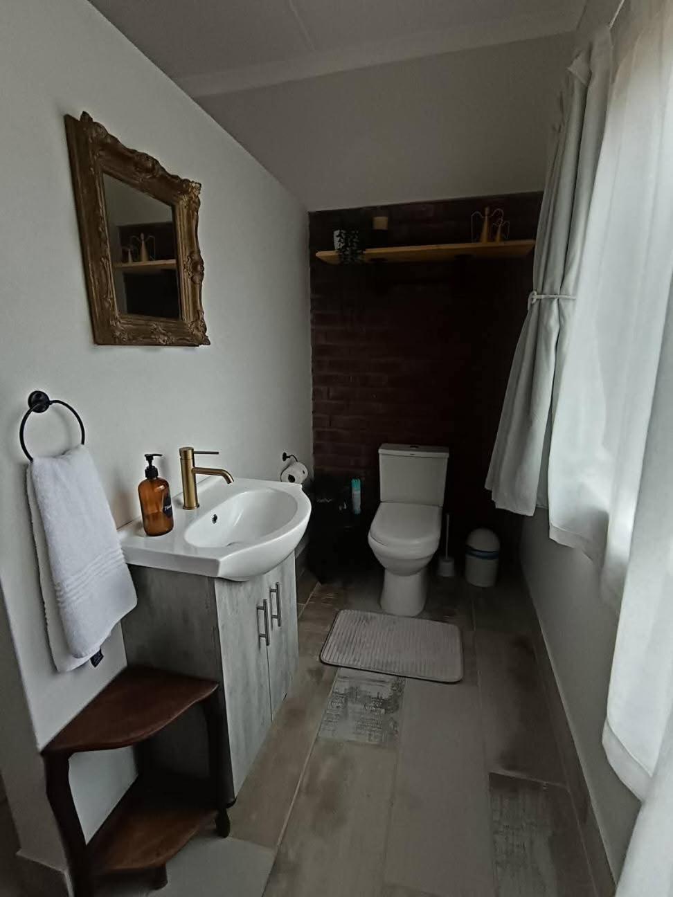 Bluewater Guesthouse Port Elizabeth Ngoại thất bức ảnh